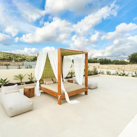 Villa Aiolia